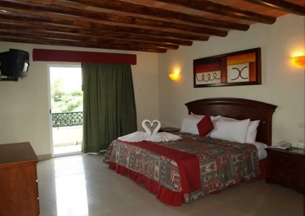 Hotel El Campanario Playa Del Carmen Mexico