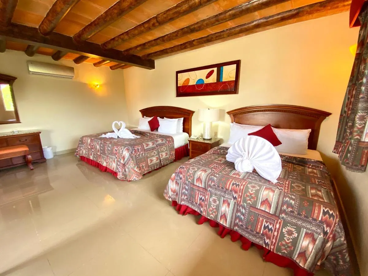 Hotel El Campanario Playa Del Carmen Mexico